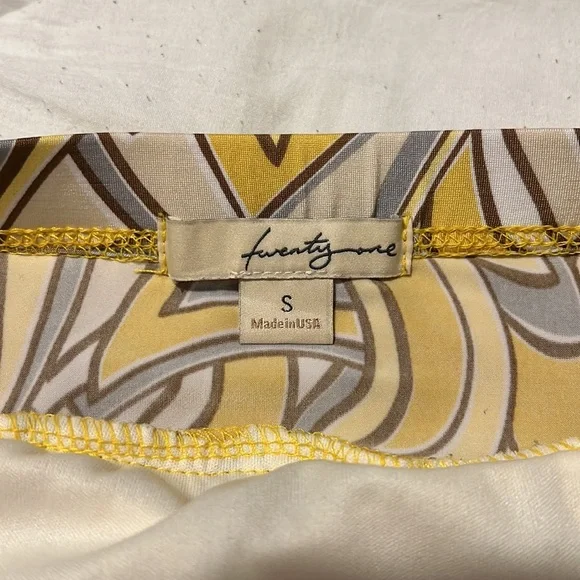 TWENTY ONE Vintage Yellow Strapless Dress!! - Picture 4 of 7